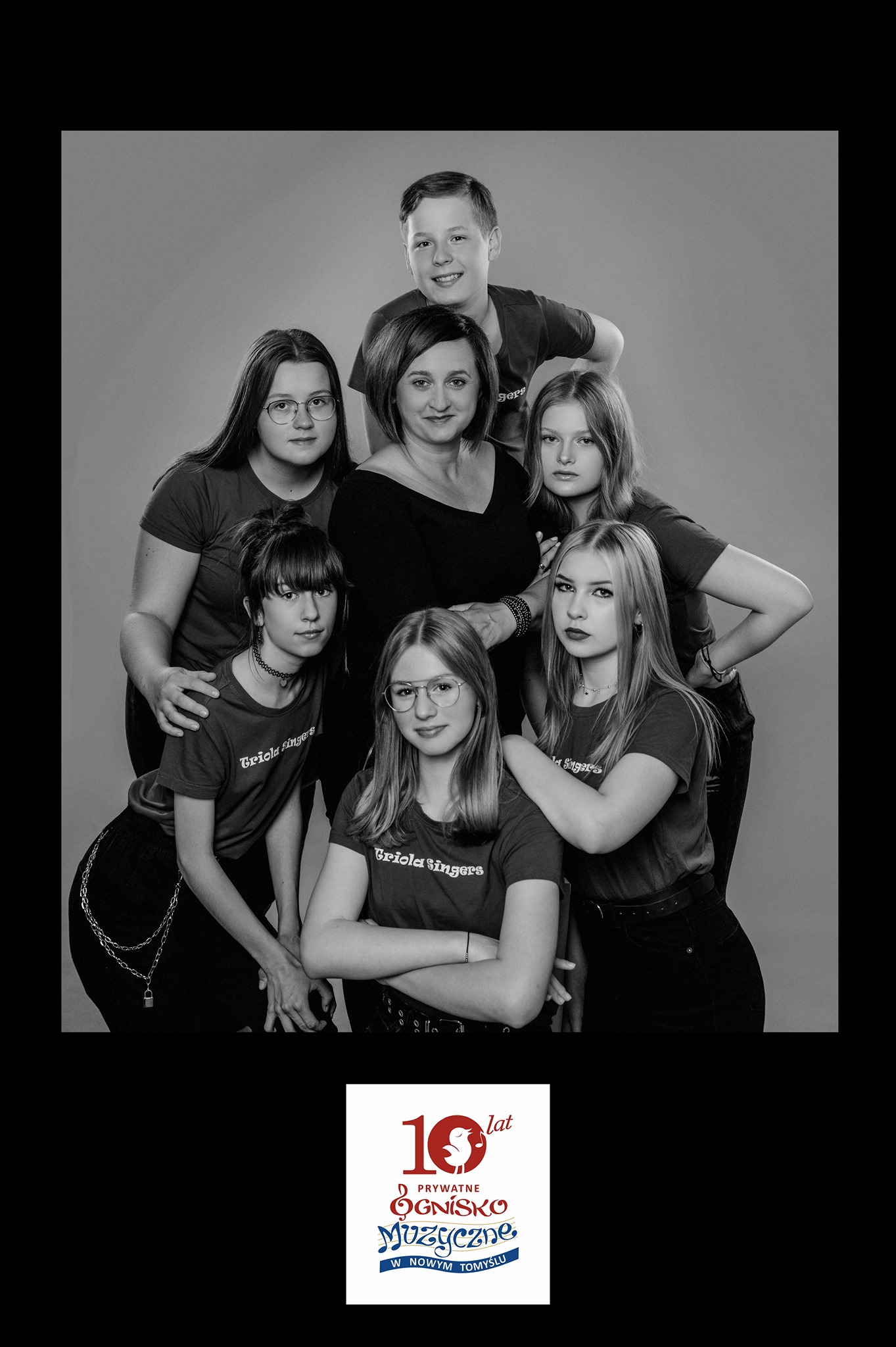 Triola SINGERS